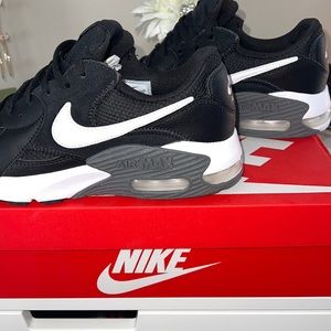 Nike Air Max Excee WORN ONCE